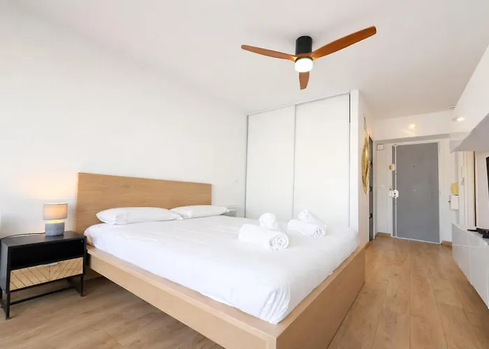 Smolett 2 Pers Terrazza Wifi شقة